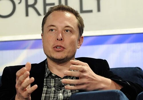 Elon Musk promete lançamento de Tesla Phone